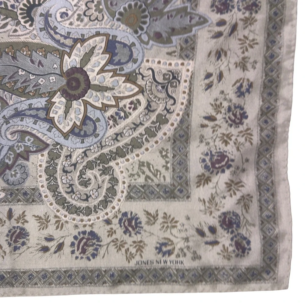 Jones New York Scarf Hand Rolled Hem Paisley Floral Print‎ Sage Green 30